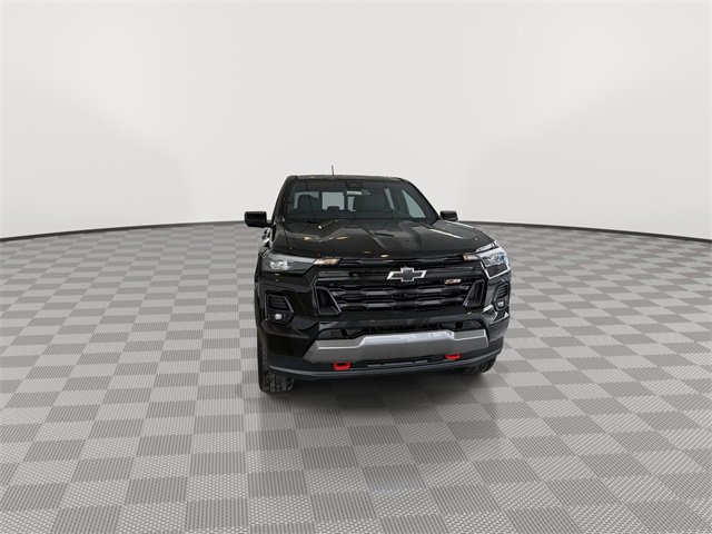 2026 Chevrolet Colorado Z71 photo 3
