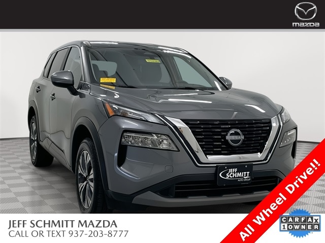 2023 Nissan Rogue SV's photo