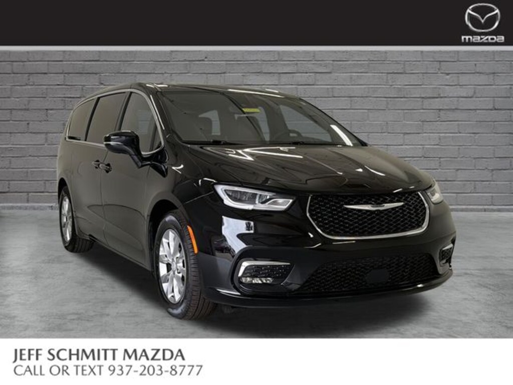 Used 2026 Chrysler Pacifica Limited Van Passenger Van