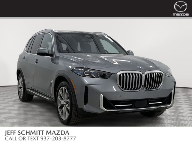 2024 BMW X5 xDrive50e's photo