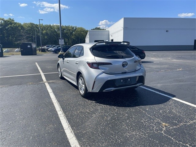 2022 Toyota Corolla SE photo 2