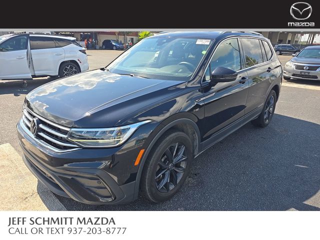 2022 Volkswagen Tiguan 2.0T SE's photo