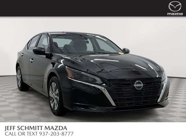 2025 Nissan Altima S