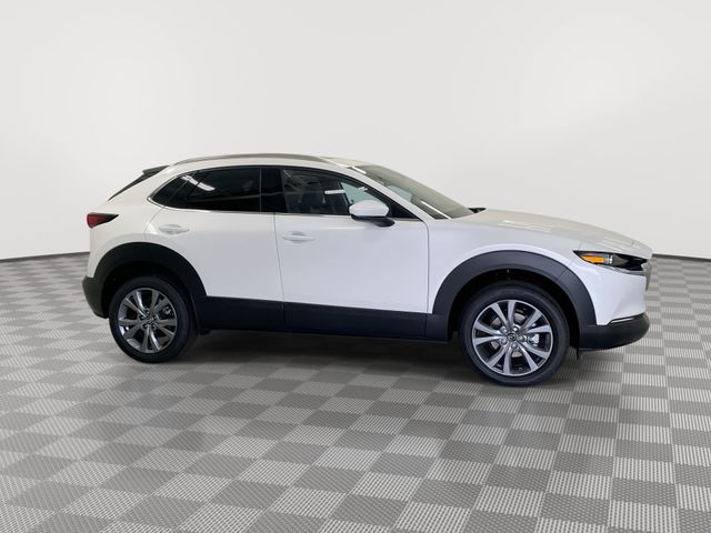 2025 Mazda CX-30 Premium - Photo 12