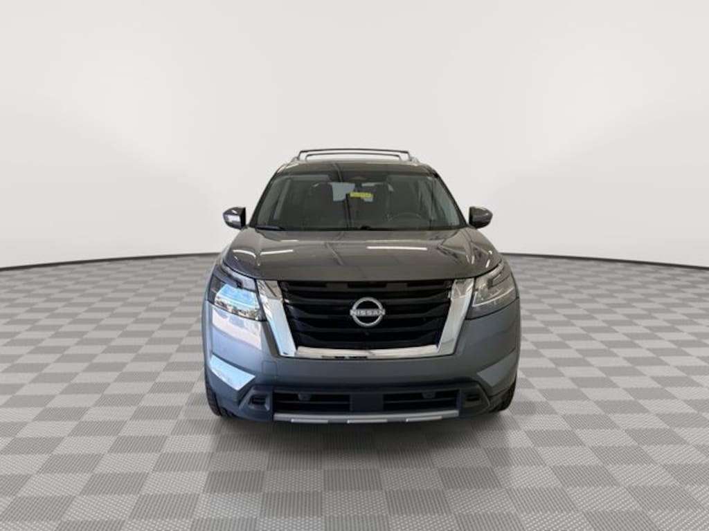 Used 2024 Nissan Pathfinder Platinum SUV