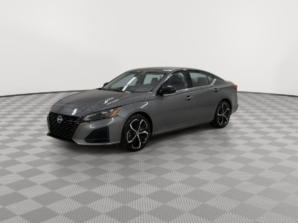 Used 2025 Nissan Altima SR Sedan