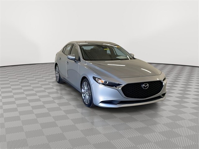 2020 Mazda Mazda3 Select photo 2