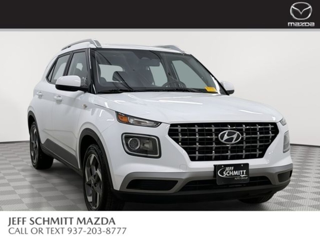 Used 2025 Hyundai Venue SEL SUV