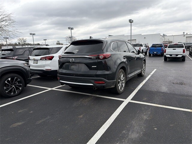 2019 Mazda CX-9 Grand Touring photo 2
