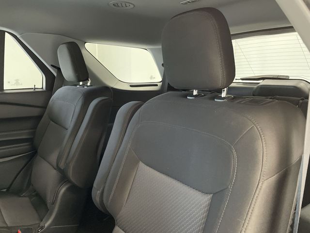 2022 Ford Explorer XLT - Photo 18