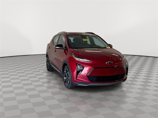 Used 2023 Chevrolet Bolt EUV Premier with VIN 1G1FZ6S05P4106567 for sale in Beavercreek, OH