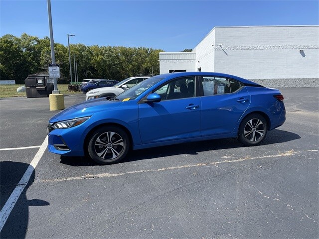 2023 Nissan Sentra SV photo 3