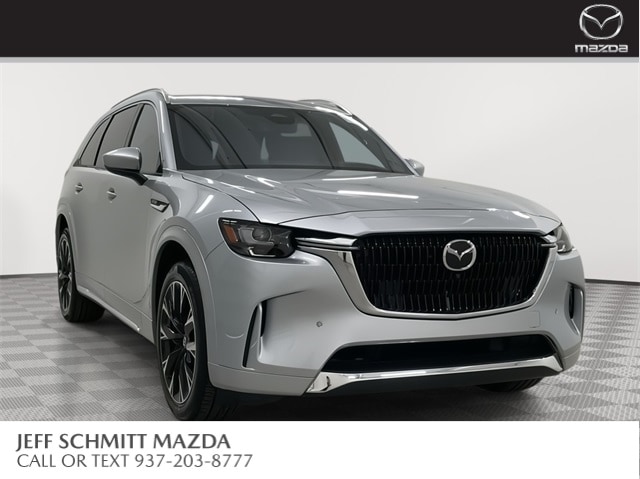 2025 Mazda CX-90 Premium Package's photo