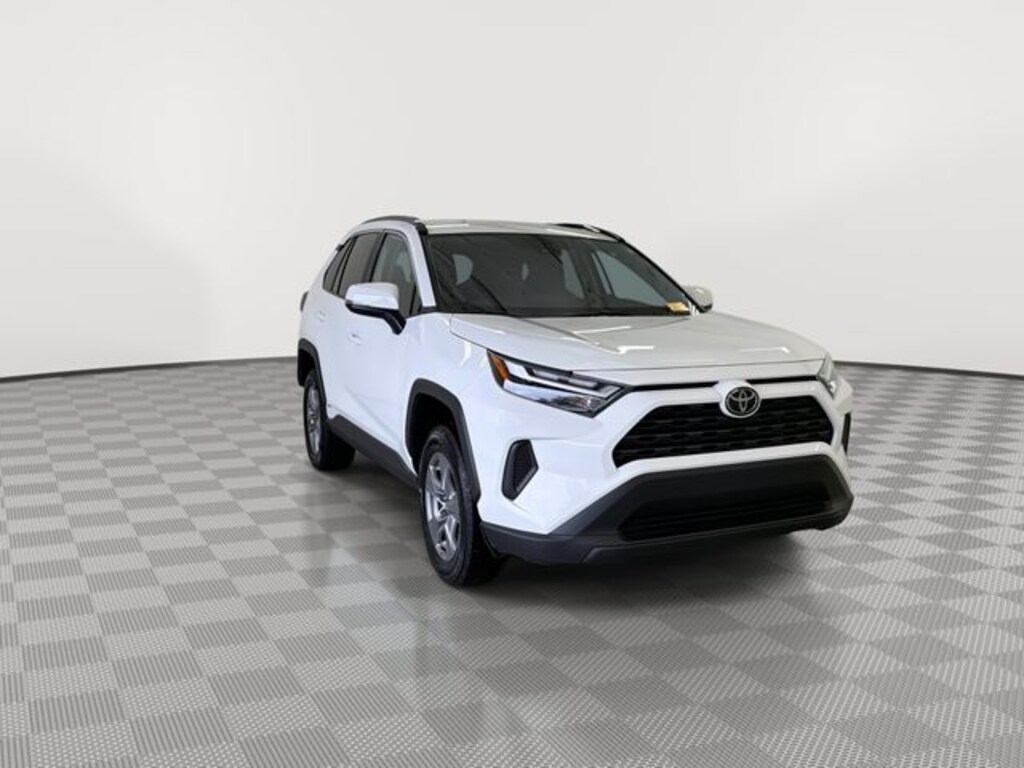 Used 2025 Toyota RAV4 Hybrid XLE SUV