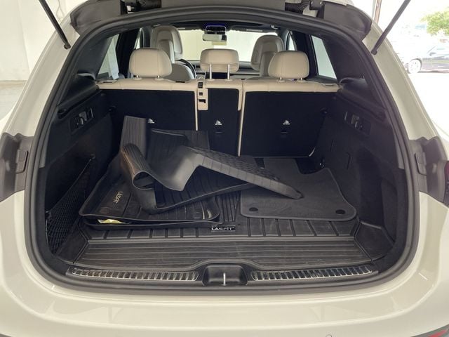2025 Mercedes-Benz GLC Base - Photo 15