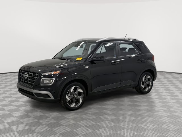 Used 2026 Hyundai Venue SEL SUV