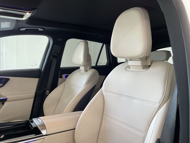 2025 Mercedes-Benz GLC Base - Photo 21
