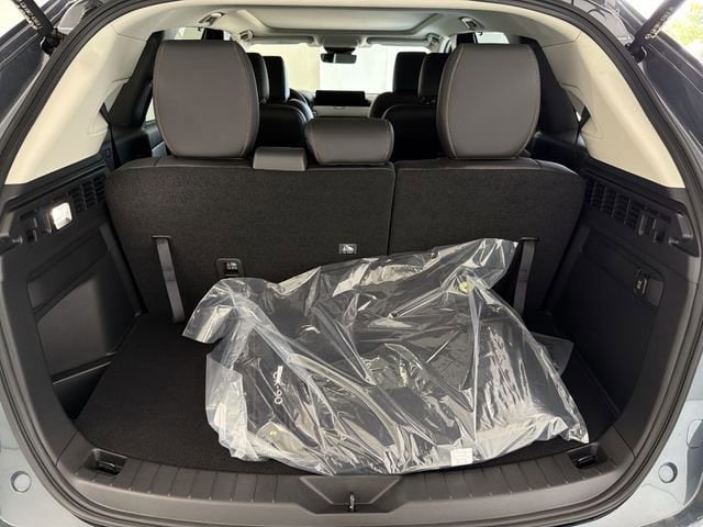 2026 Mazda CX-90 Premium Package - Photo 15