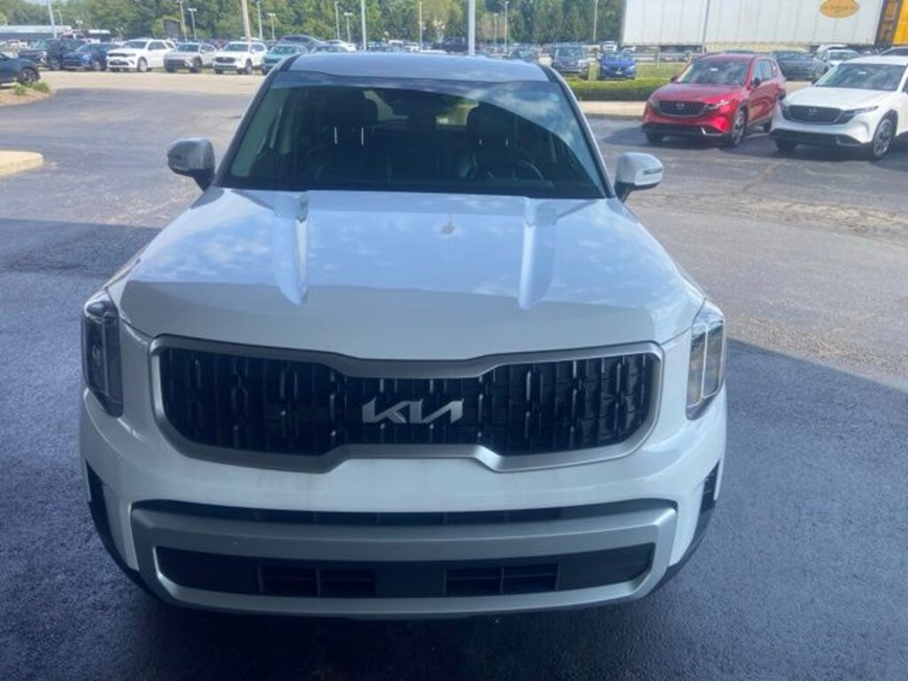 Used 2025 Kia Telluride LX SUV
