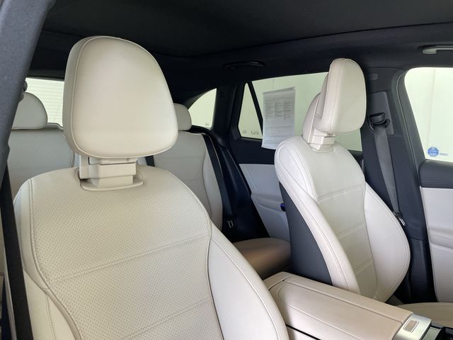 2025 Mercedes-Benz GLC Base - Photo 19