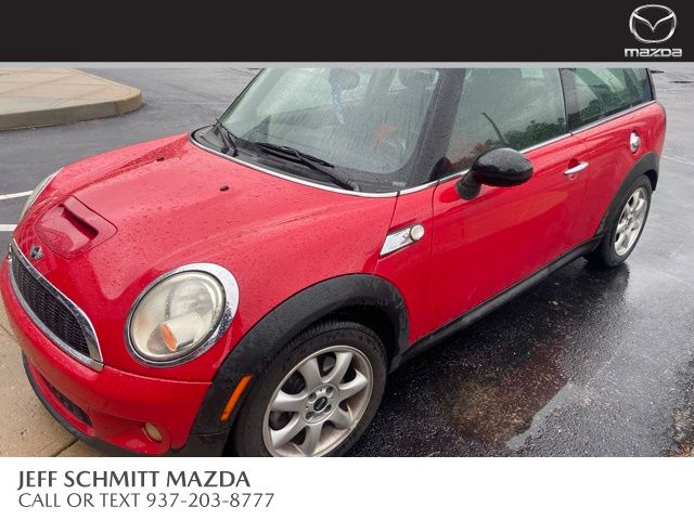 2010 MINI Cooper Clubman S's photo