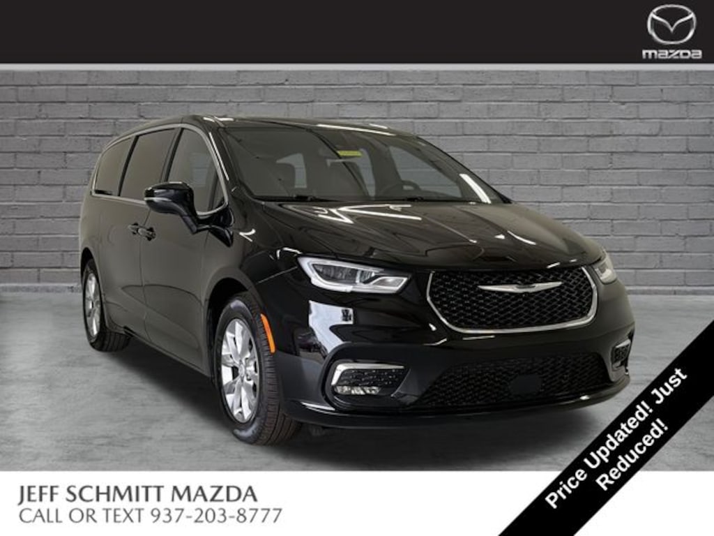 Used 2026 Chrysler Pacifica Limited Van Passenger Van