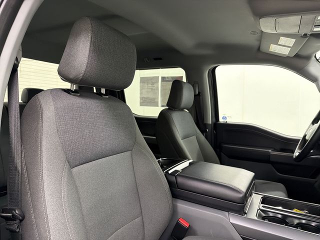 2025 Ford F-150 XLT - Photo 18