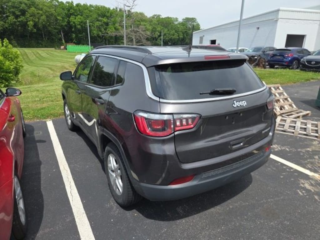Used 2019 Jeep Compass Sport FWD SUV