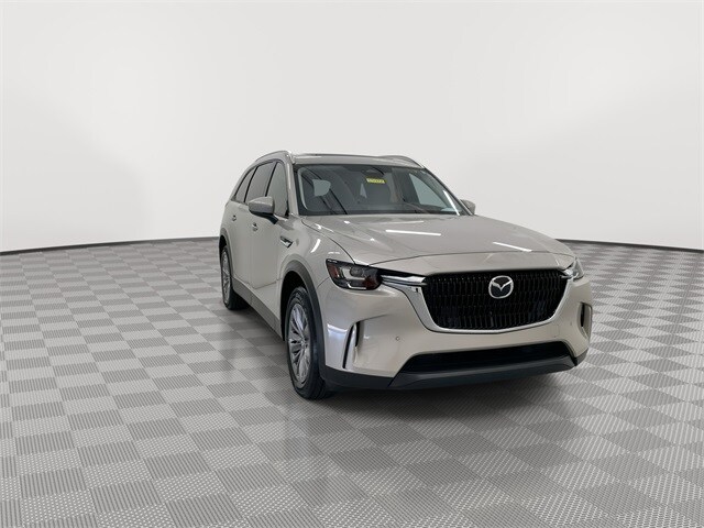 2025 Mazda CX-90 3.3 Turbo Preferred photo 2