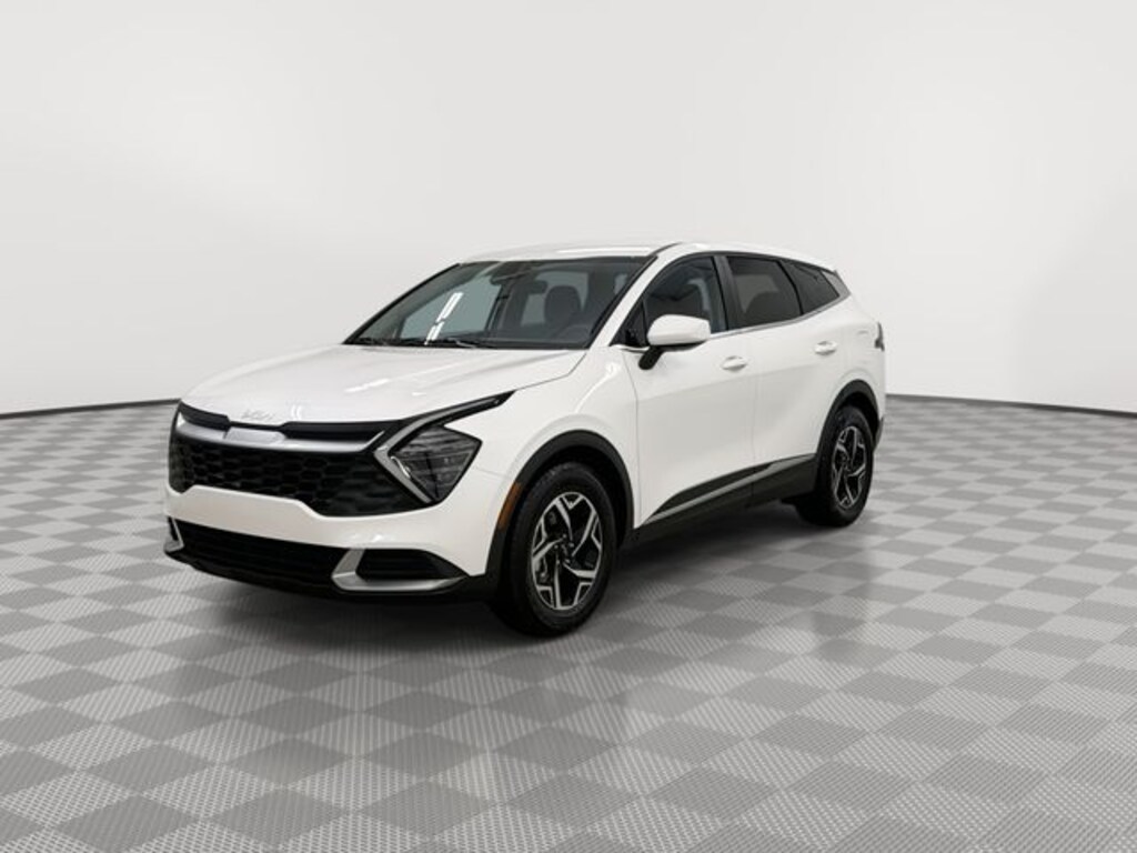 Used 2024 Kia Sportage LX SUV