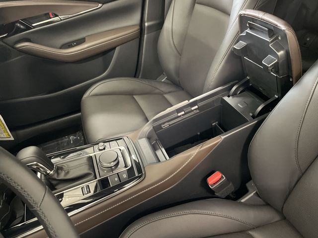 2025 Mazda CX-30 Premium - Photo 24