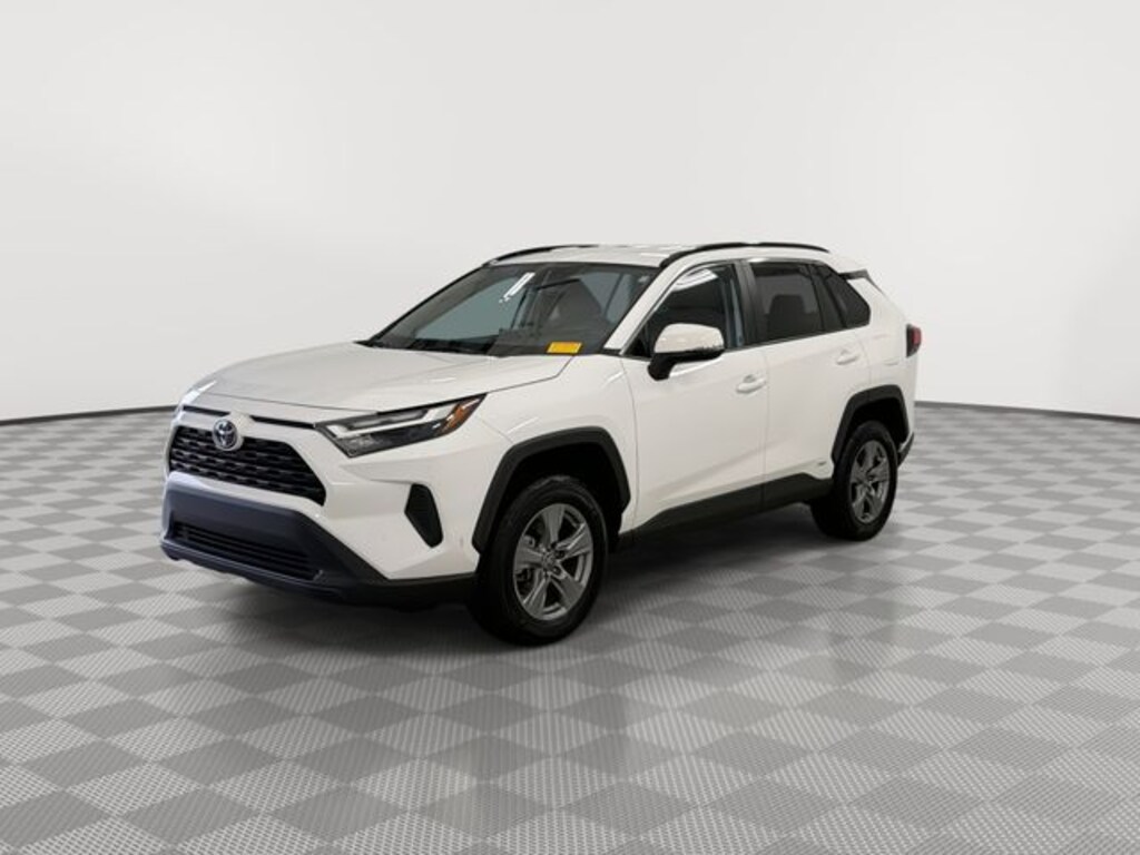 Used 2025 Toyota RAV4 Hybrid XLE SUV