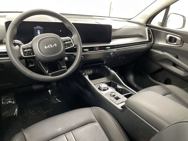 2025 Kia Sorento EX - Photo 18