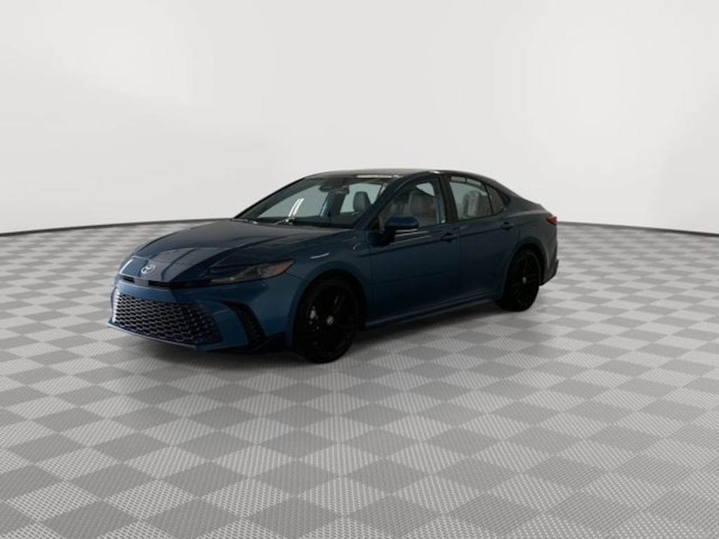 Used 2025 Toyota Camry SE Sedan