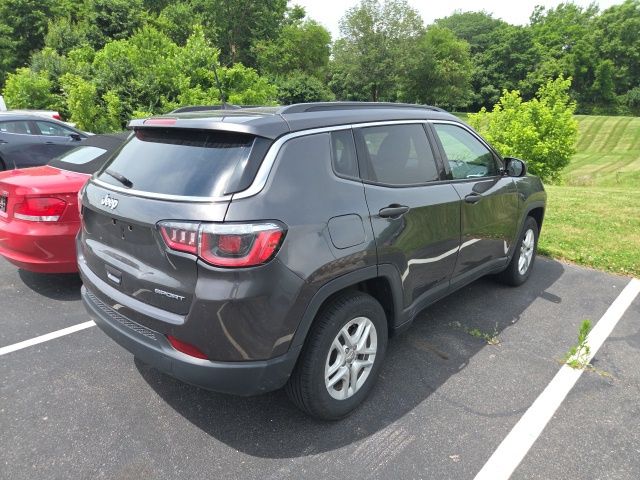 Used 2019 Jeep Compass Sport with VIN 3C4NJCAB5KT699703 for sale in Beavercreek, OH