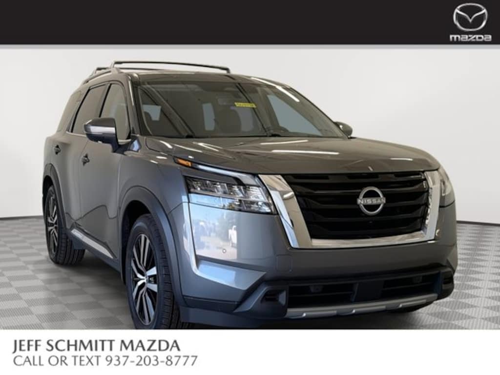 Used 2024 Nissan Pathfinder Platinum SUV