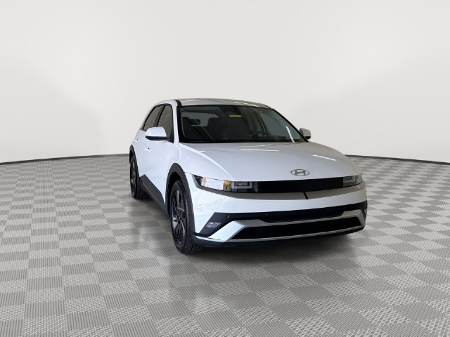 Used 2025 Hyundai IONIQ 5 SE with VIN 7YAKM4DA7SY007046 for sale in Beavercreek, OH