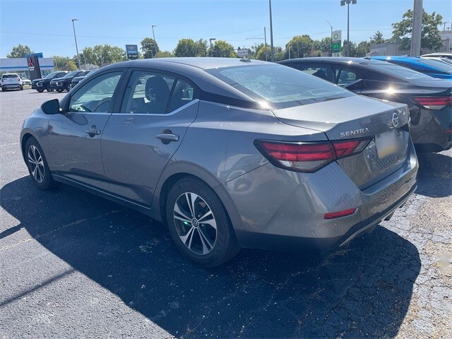 2022 Nissan Sentra SV photo 2