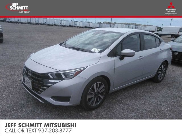2024 Nissan Versa's photo