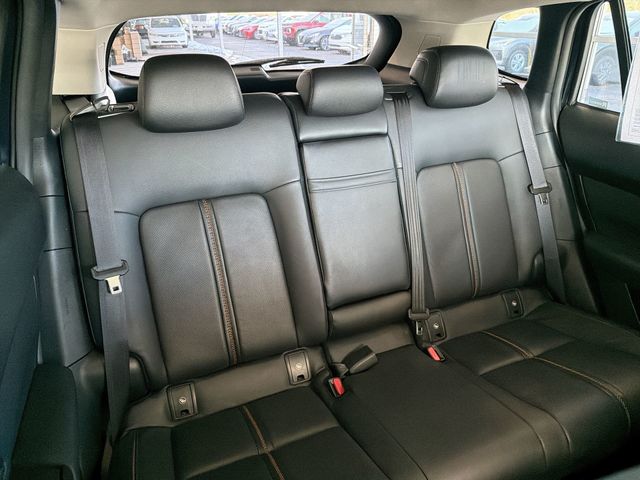2025 Mazda CX-50 Premium - Photo 18