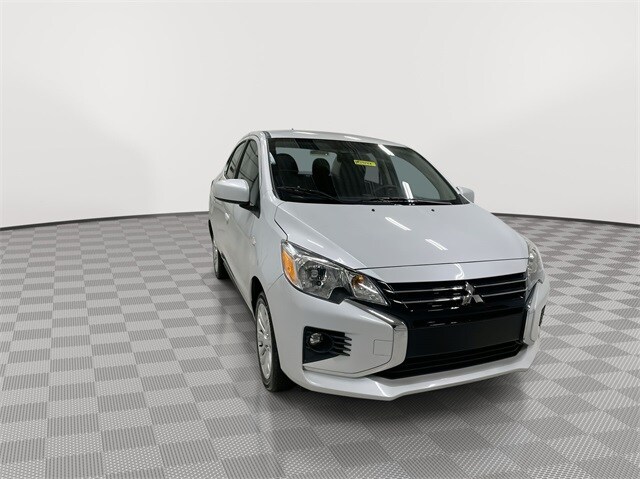 2024 Mitsubishi Mirage G4 LE photo 3