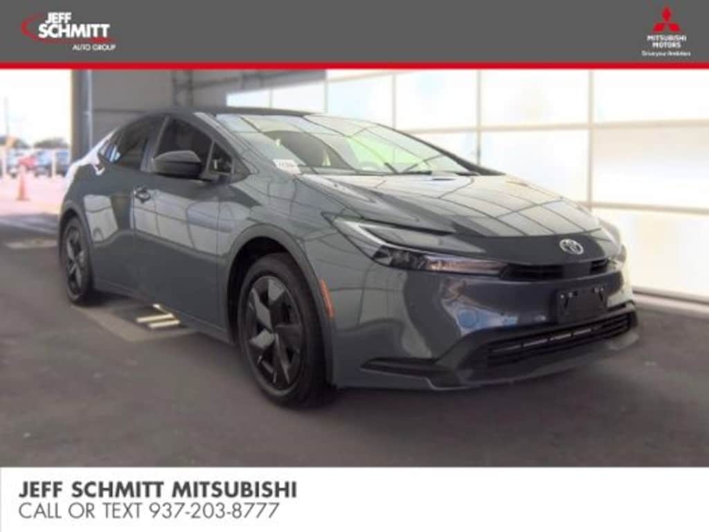 Used 2025 Toyota Prius LE Hatchback