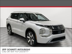 2025 Mitsubishi Outlander SEL SUV