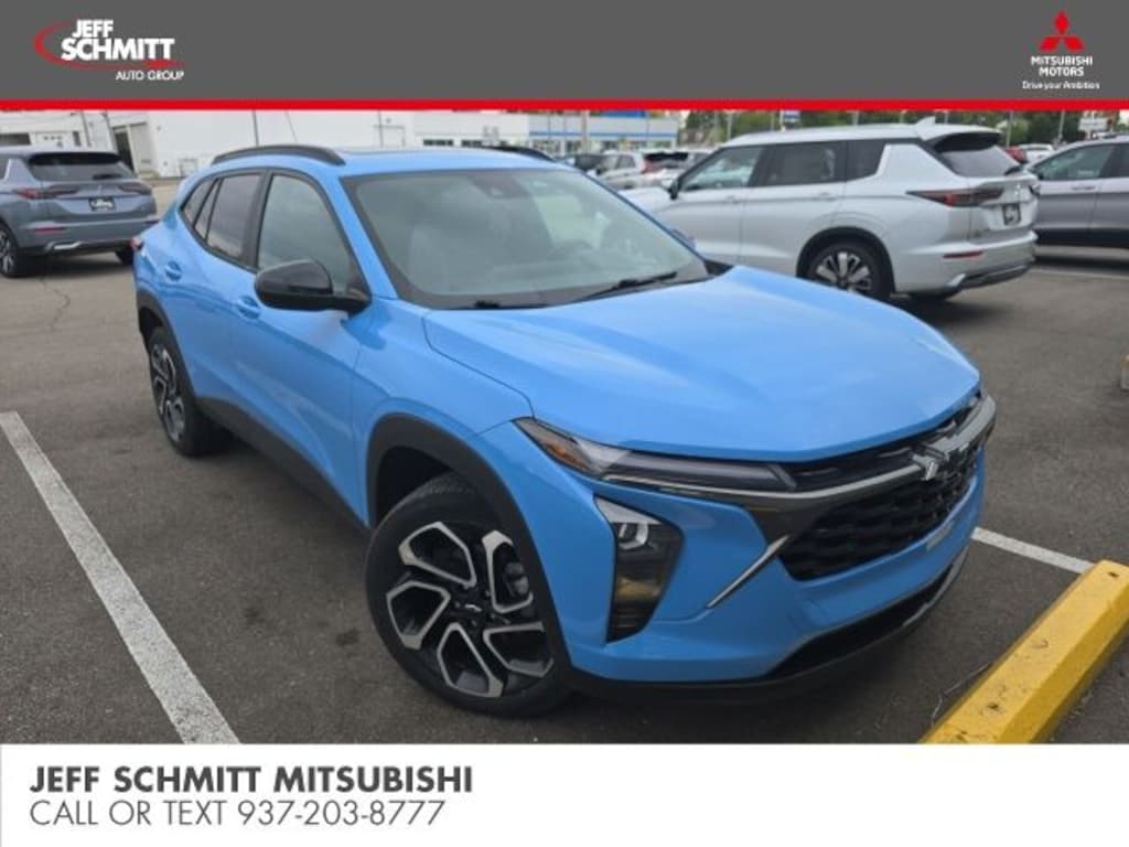 Used 2024 Chevrolet Trax 2RS SUV