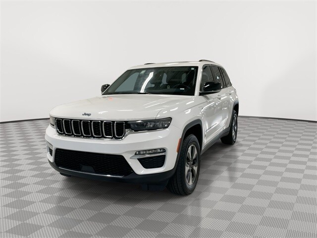 2024 Jeep Cherokee 4xe Base photo 4