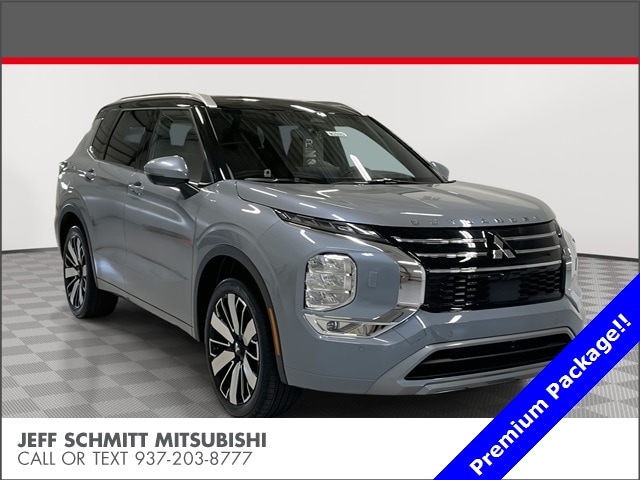 2025 Mitsubishi Outlander SEL's photo