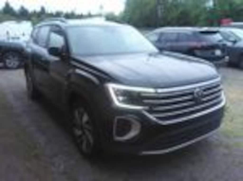 Used 2024 Volkswagen Atlas 2.0T SE w/Technology SUV