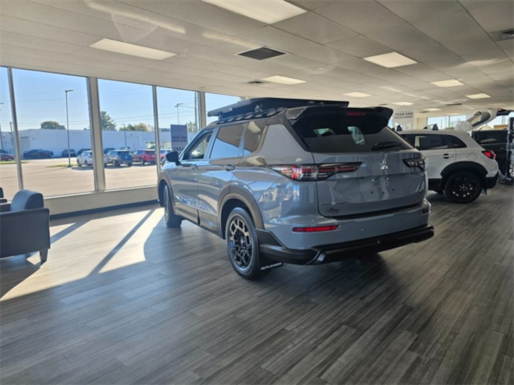 New 2025 Mitsubishi Outlander Trail Edition SUV