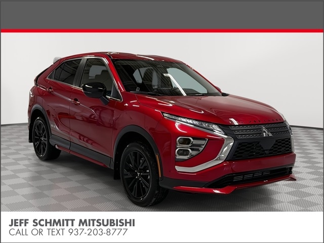 2026 Mitsubishi Eclipse Cross LE's photo