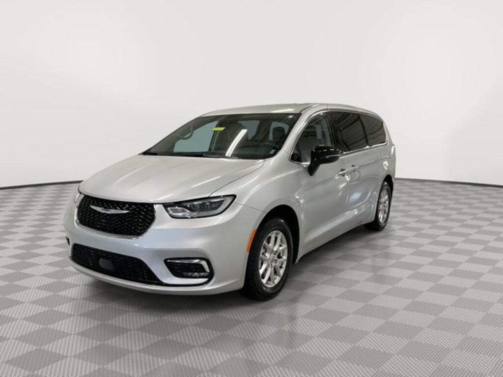 Used 2024 Chrysler Pacifica Touring L Van Passenger Van